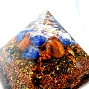Orgonite Pyramide Sodalite - Cornaline - Protection - Bien être