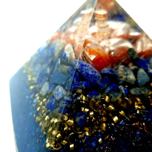 ANCIEN MODÈLE Orgonite Pyramide   Cornaline - Lapis Lazuli - Energie - Concentration